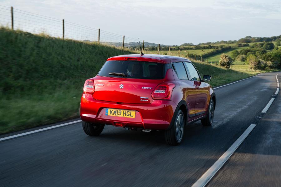 Suzuki Swift Hybrid AllGrip 2019 года  (UK) (фото 17 из 22)